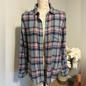 American Eagle Ah-amazingly soft Flannel boyfriend shirt